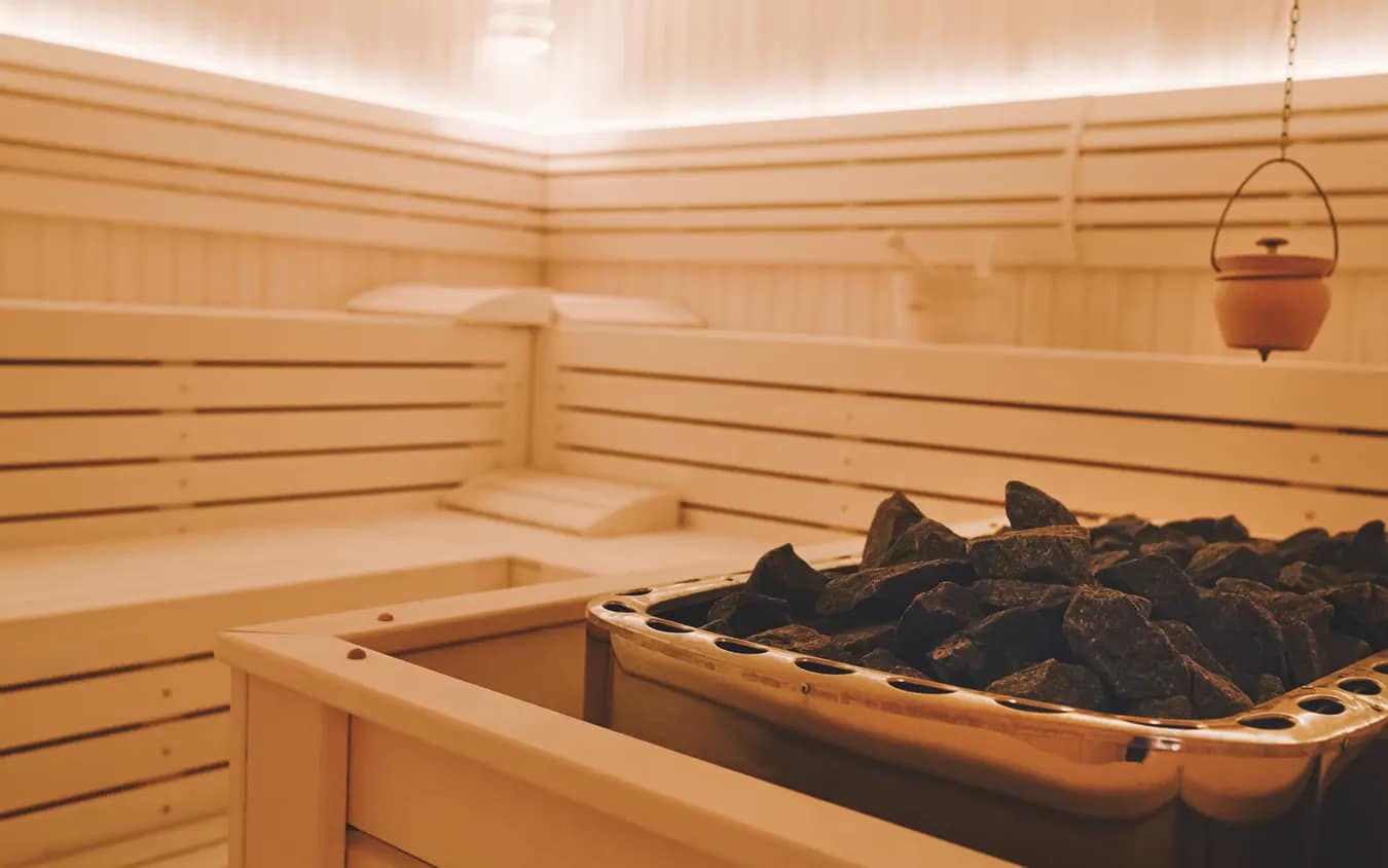 Sauna nedir, nasıl kullanılır? Sıcaklık, süre ve doğru sıralama
