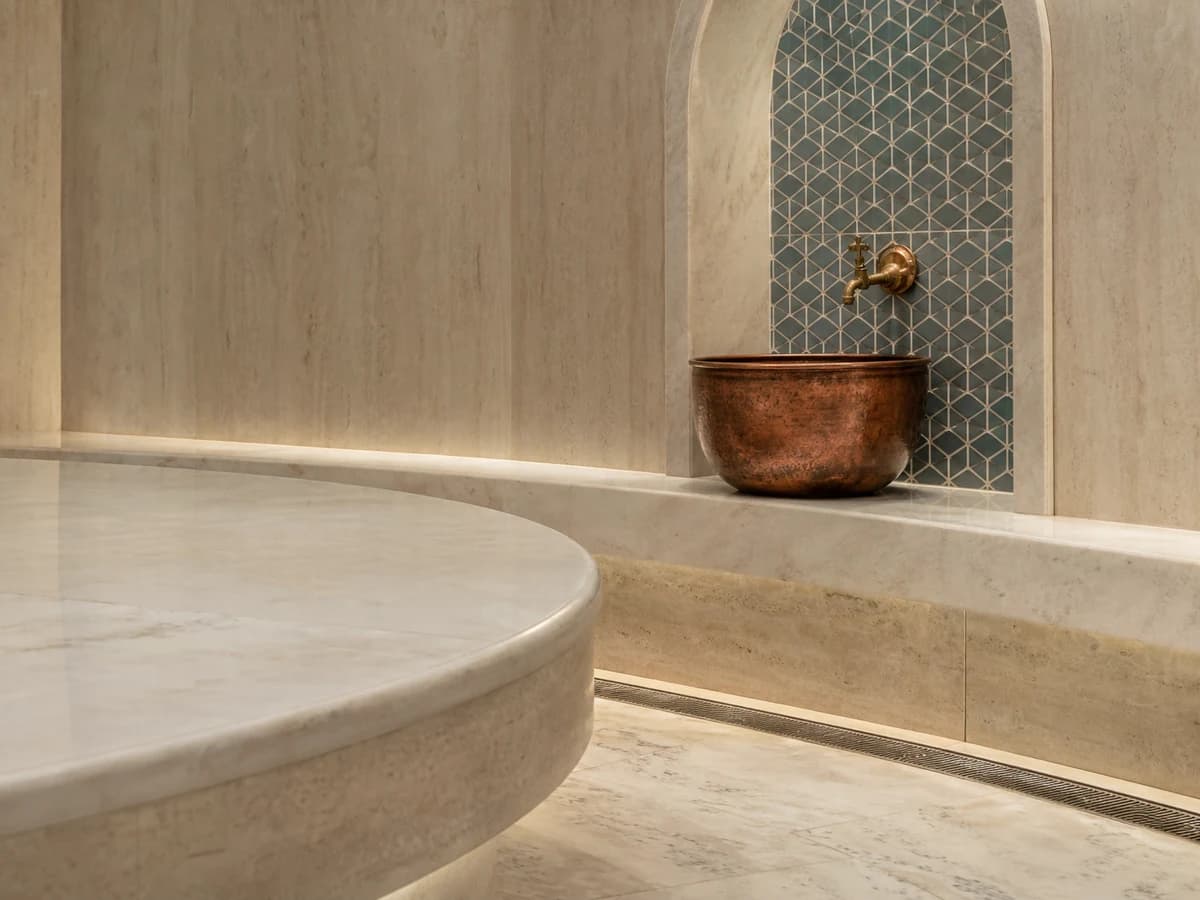 عمارة الحمام التركي: من التقليد إلى الحداثة — detay görseli 1
