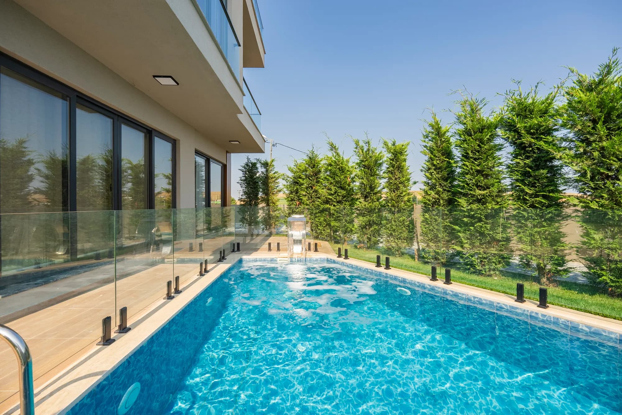 Misk 30 · حوض مجمع سكني
