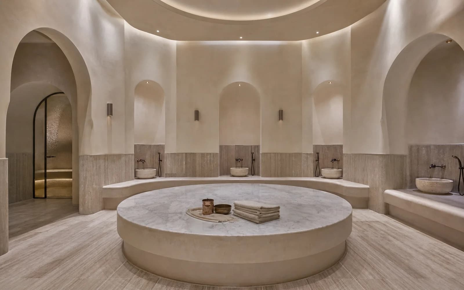 Otel ve Ticari Hamam: Yoğun Kullanım Çözümleri