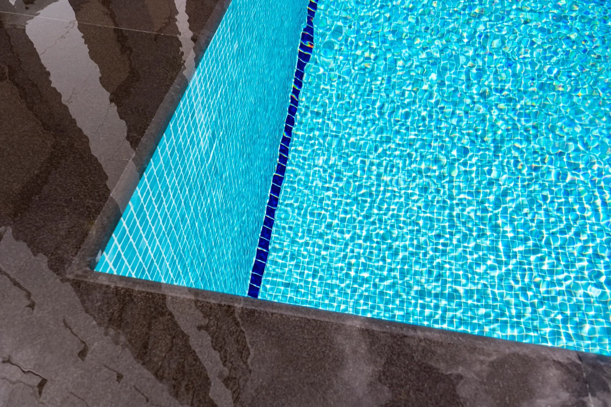 Ararat Burhan Bey · Villa-Pool