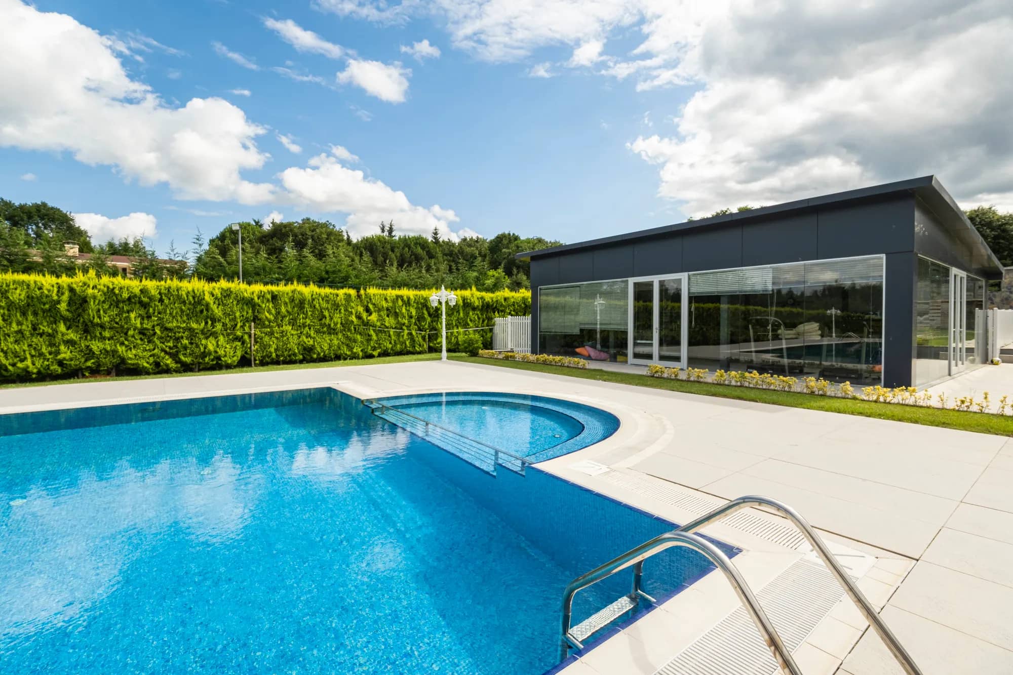Göçbeyli Hayrettin Bey · Villa-Pool — Referans 2