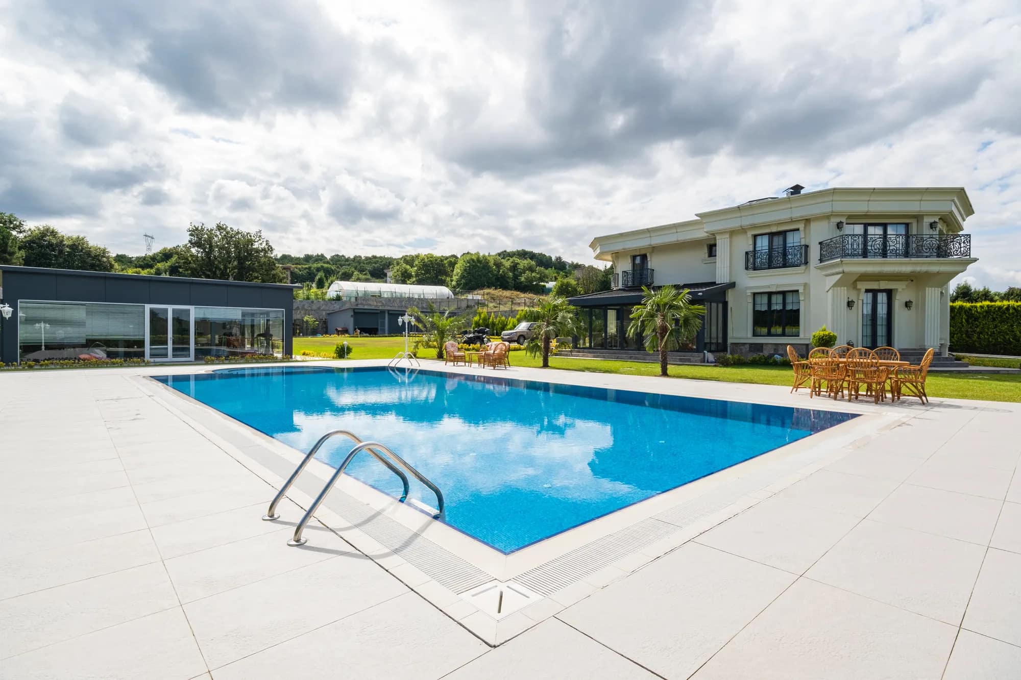 Göçbeyli Hayrettin Bey · Villa-Pool — Referans 4