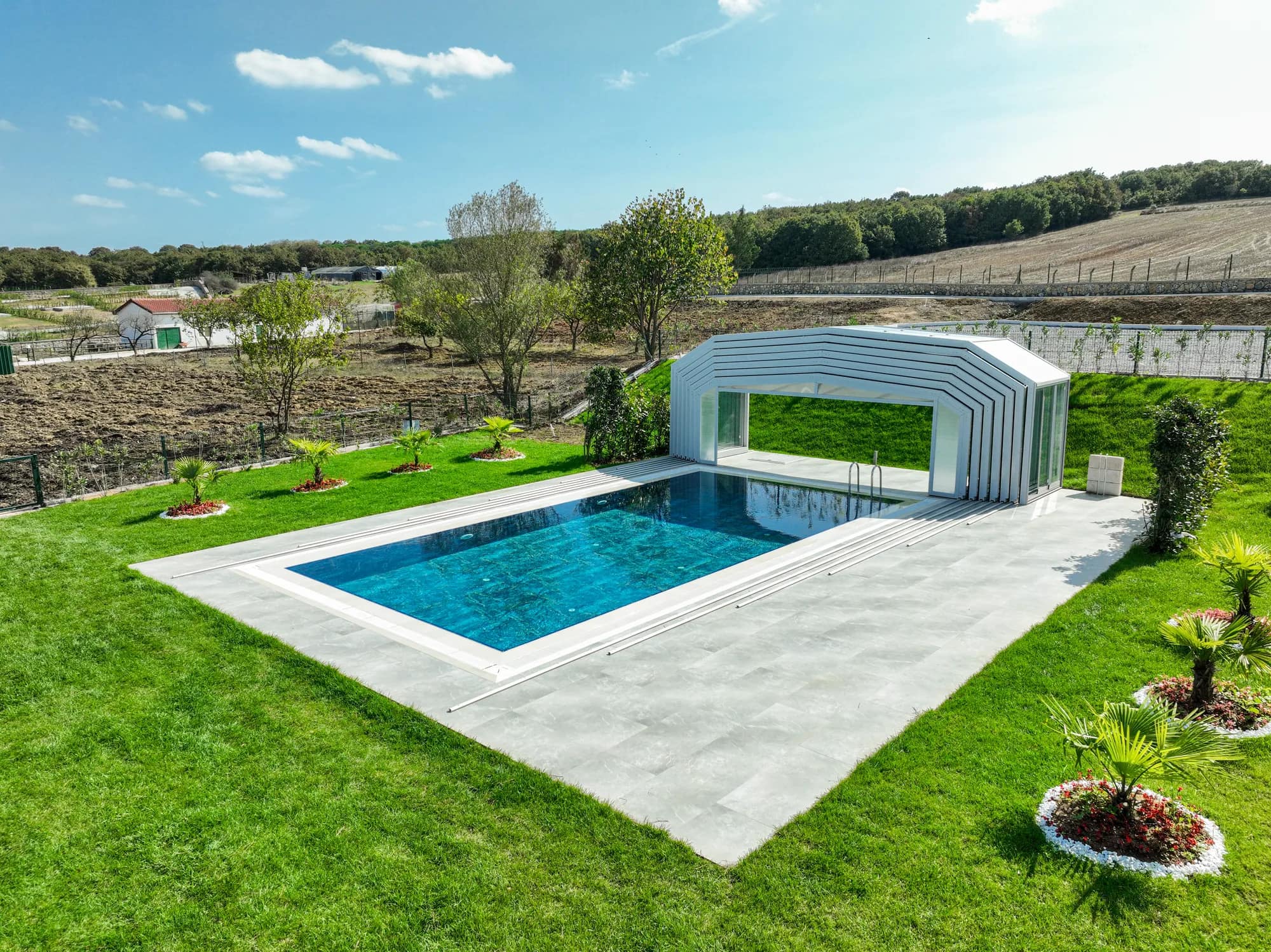 Özyap Adil Özden · Villa-Pool — Referans 4