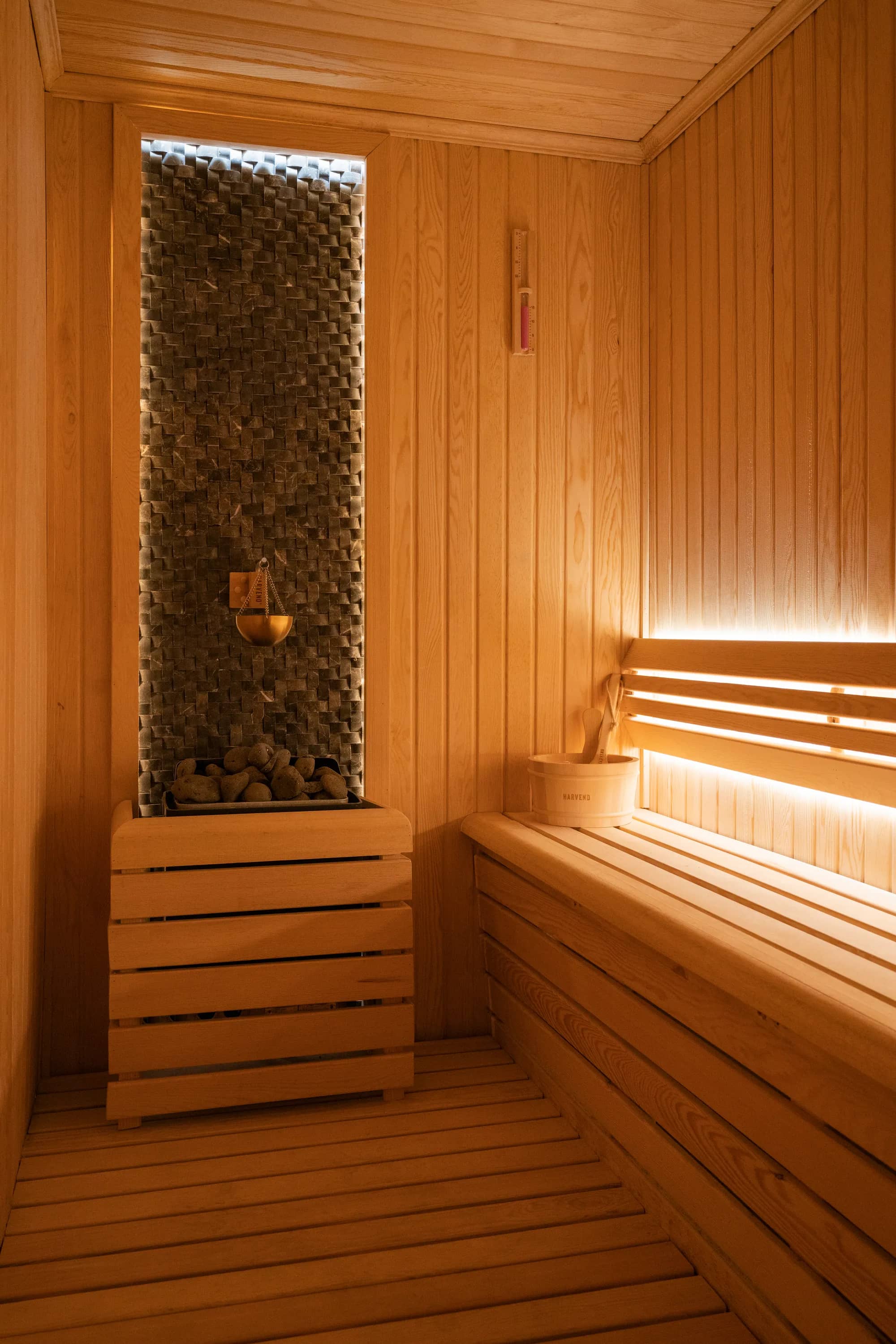 Taksim Radisson Blu · سبا فندقي — Referans 3
